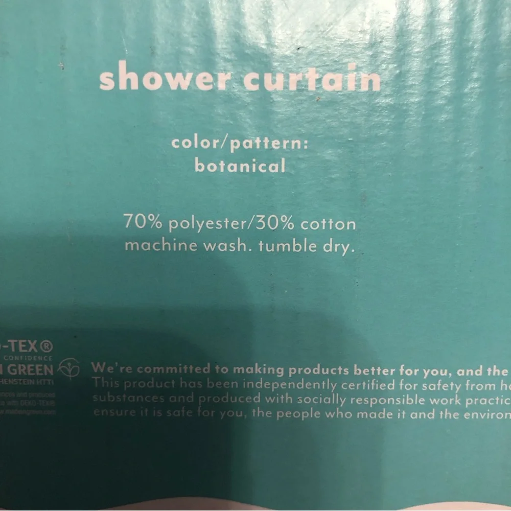 NWT Pillowfort Botanical Shower Curtain